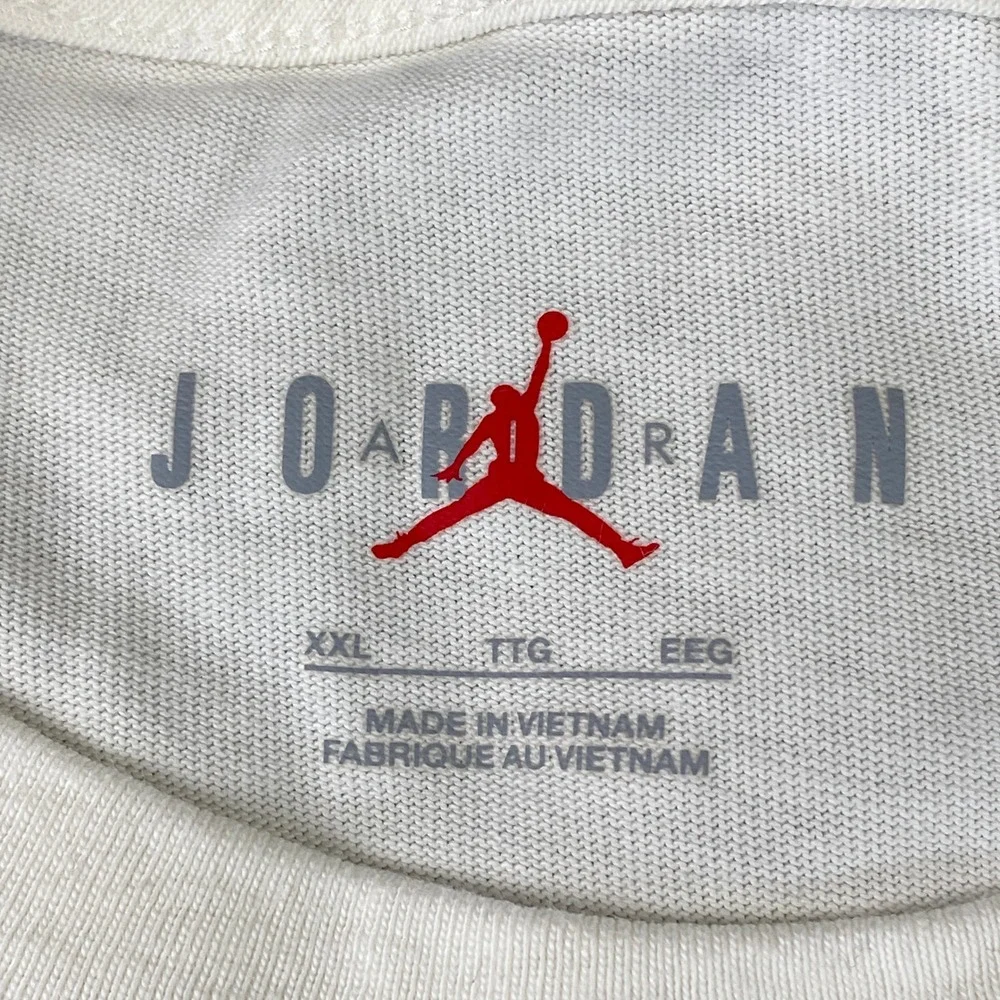 Jordan T-Shirt Mens XXL Sail White Flight Essentials Oversized Tee Basketball - Picture 4 of 10